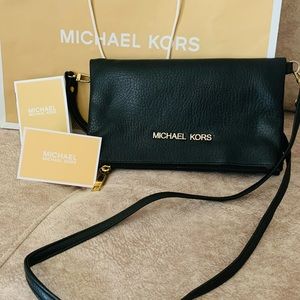 Michael Kors ceossbody purse